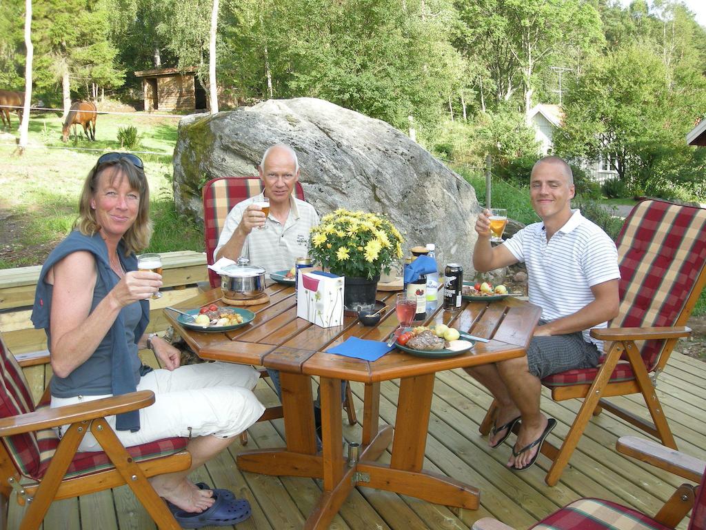 Finas Torpgard B&K Acomodação com café da manhã Gällinge Exterior foto